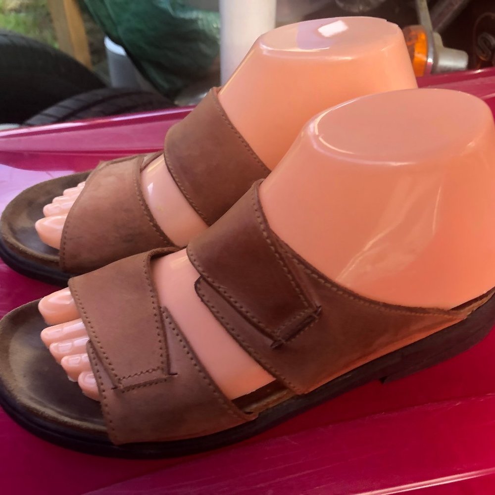 ELENA SOLANO Women’s Wedge Thong Sandals Size 7